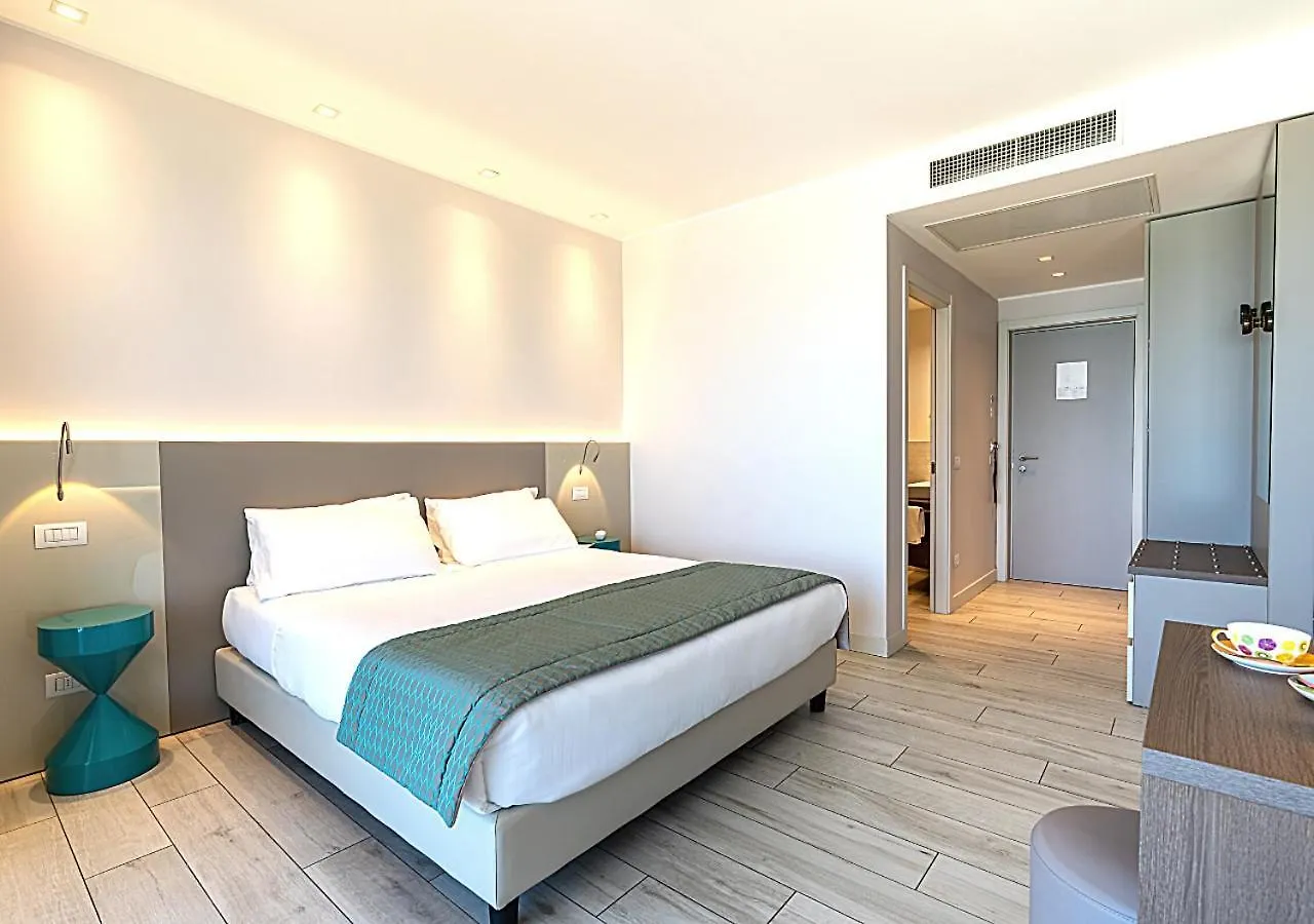 Hotel Savini Bellaria-Igea Marina Italia